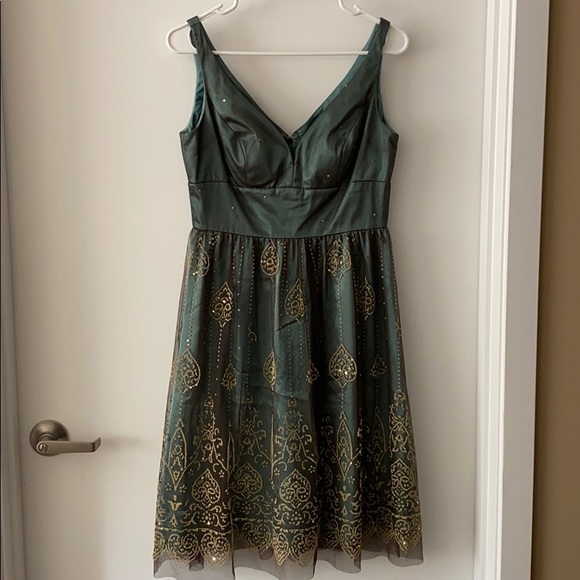Adrianna Papell Boutique Festive Cocktail Dress - Picture 2 of 6